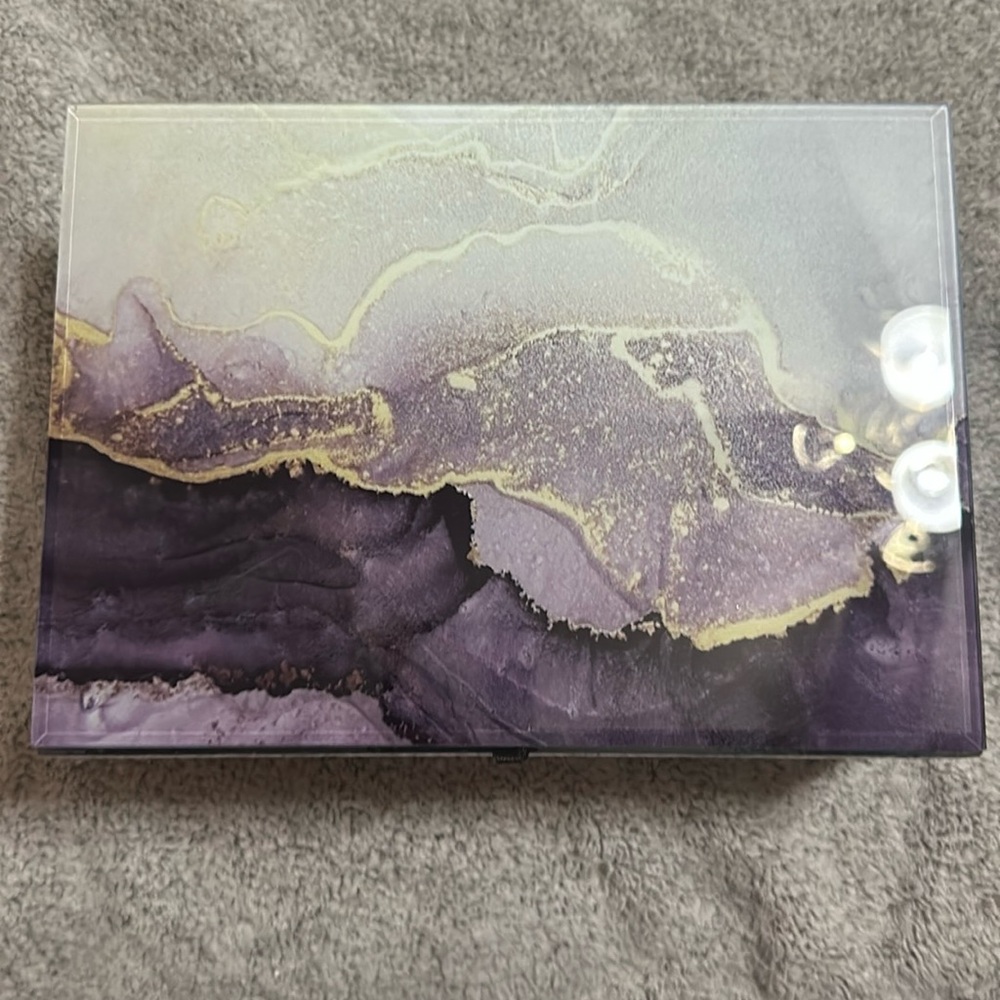 Epoxy box